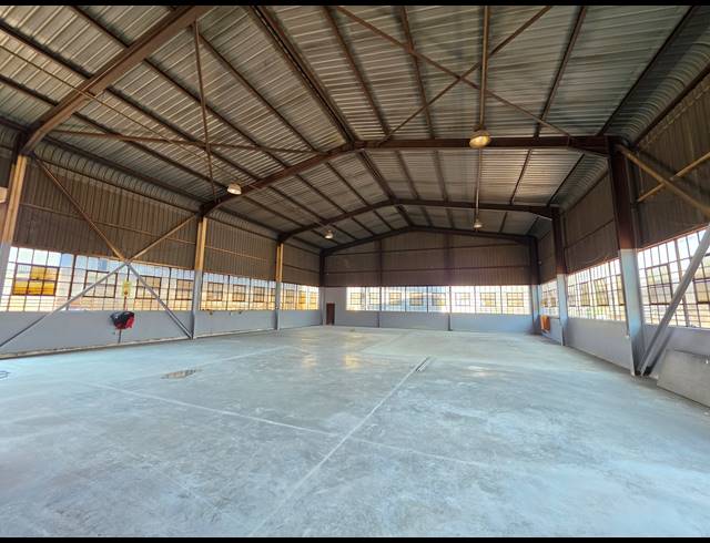 649M² WAREHOUSE TO LET IN WADEVILLE